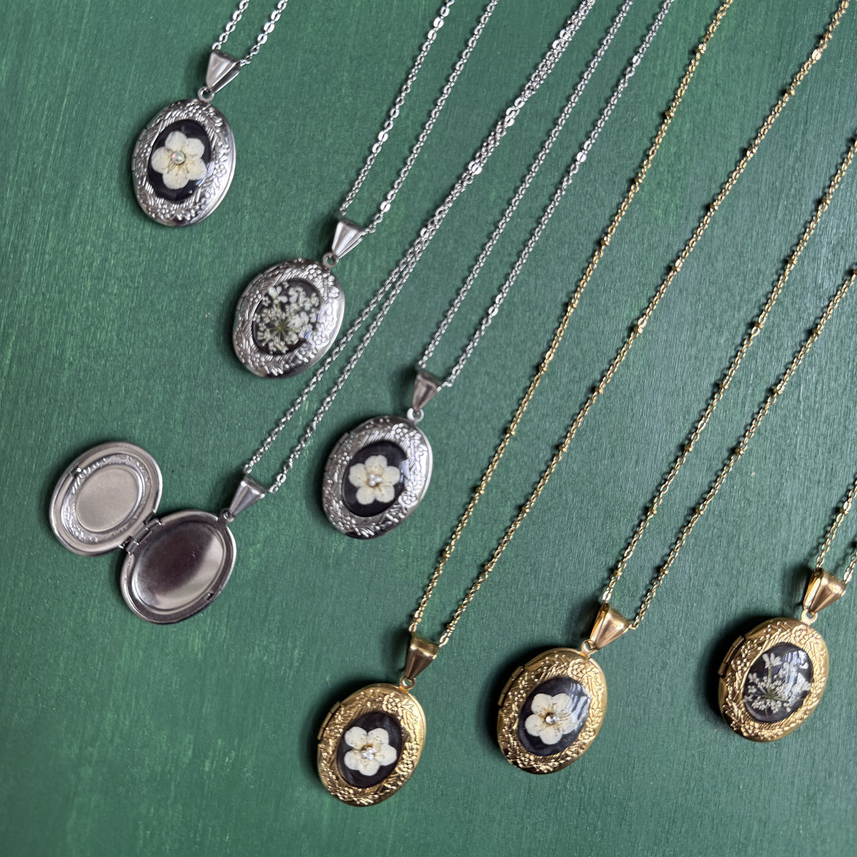 Heirloom real flower locket