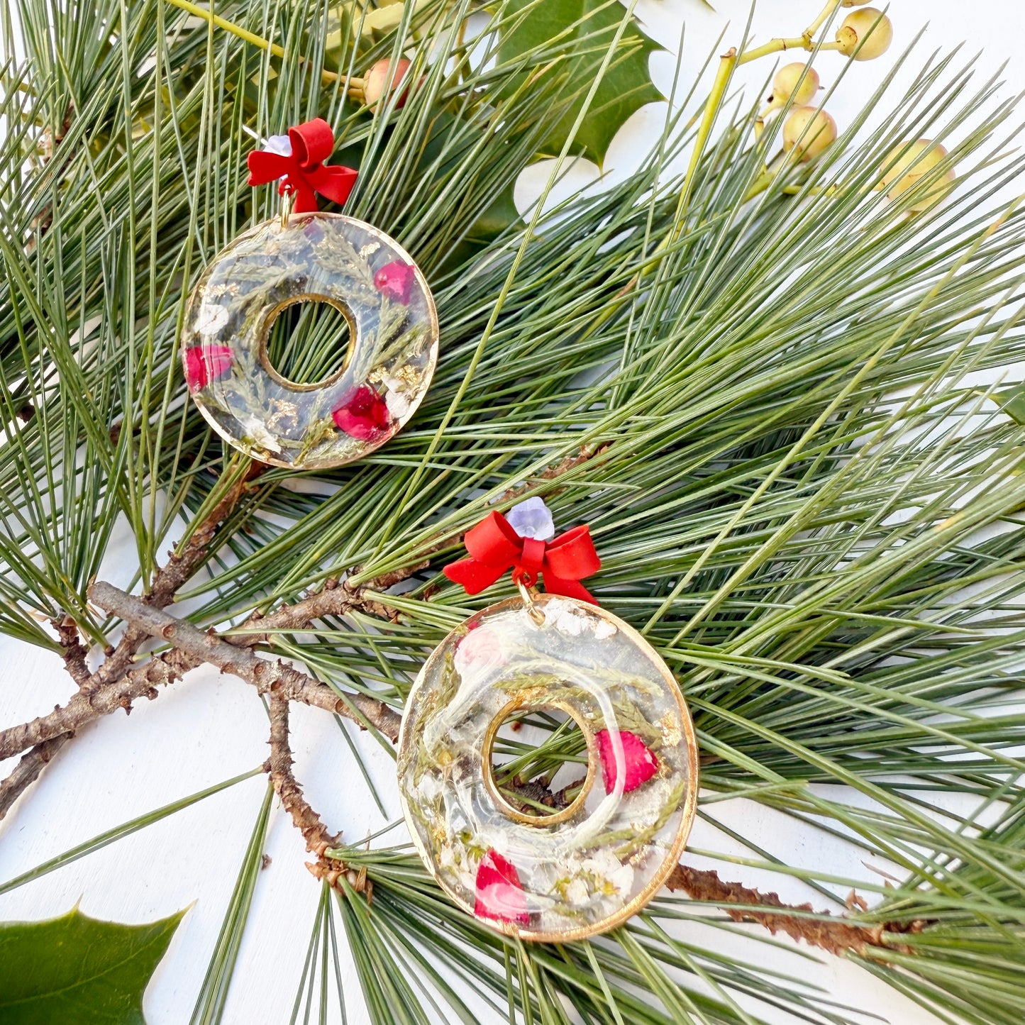Christmas Wreath Earrings with Real Flowers and Leaves