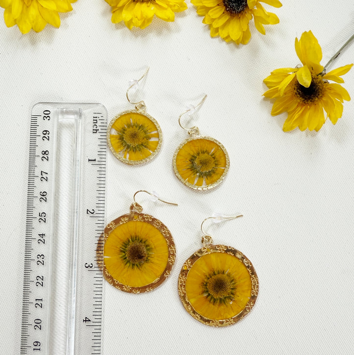 Mini sunflower earrings