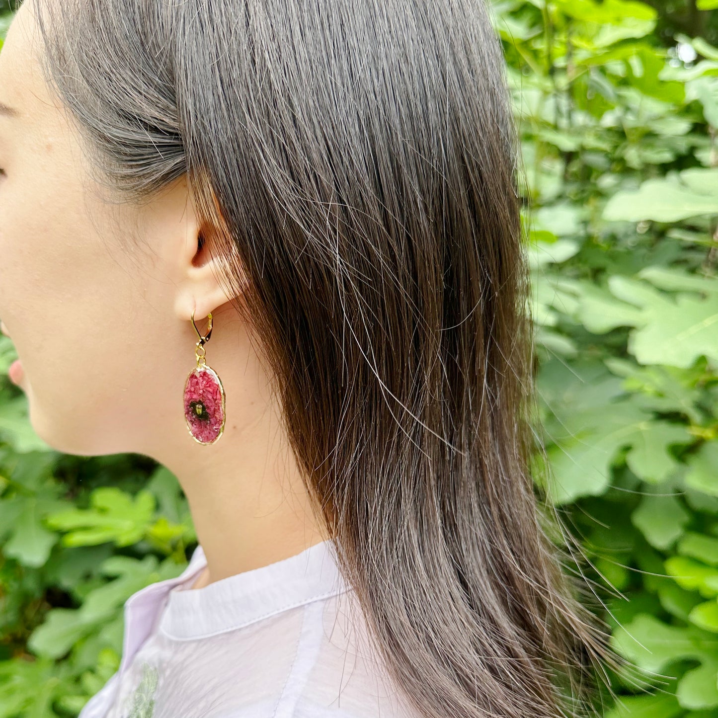 Poppy Earrings in Golden Frame