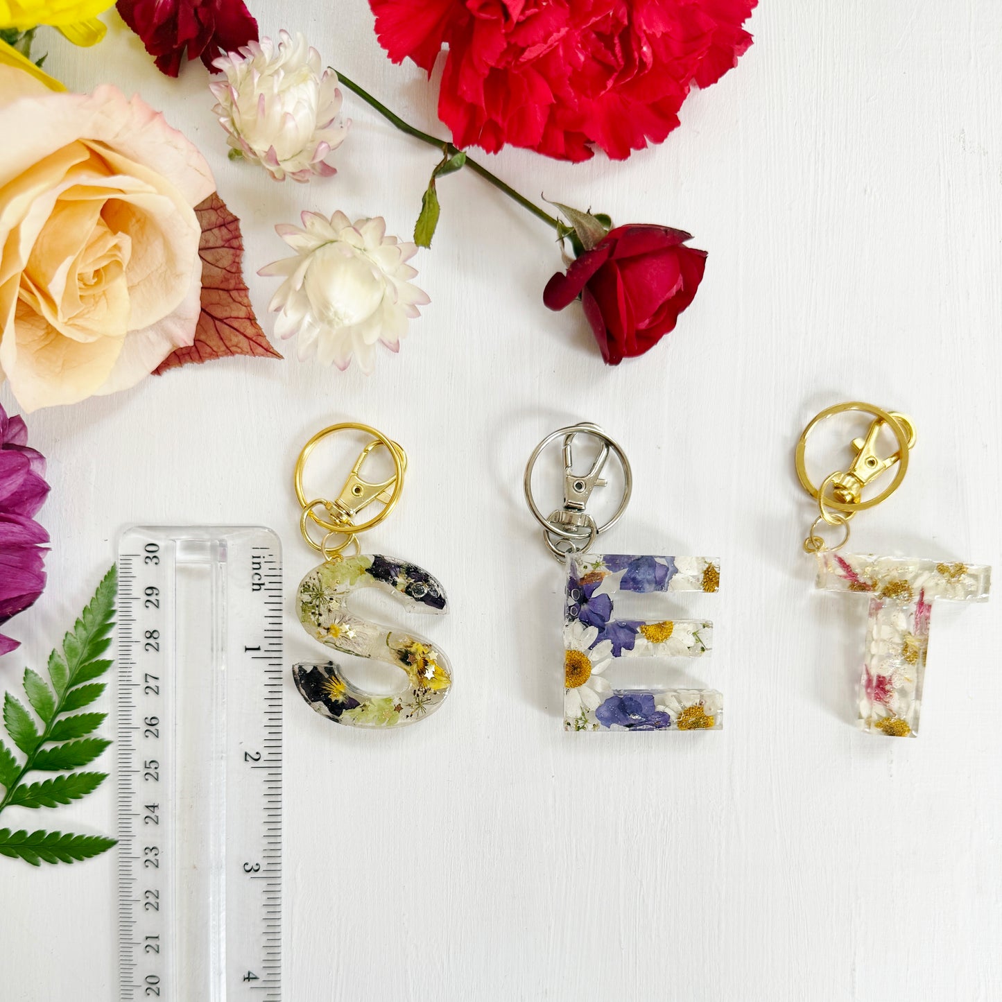 Real flowers letter keychain