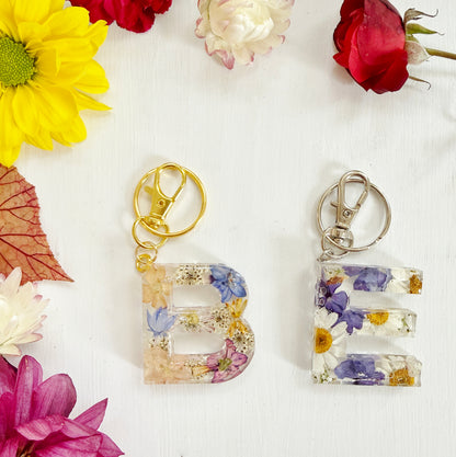 Real flowers letter keychain