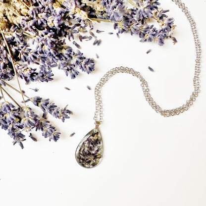Real Lavender Flowers Necklace