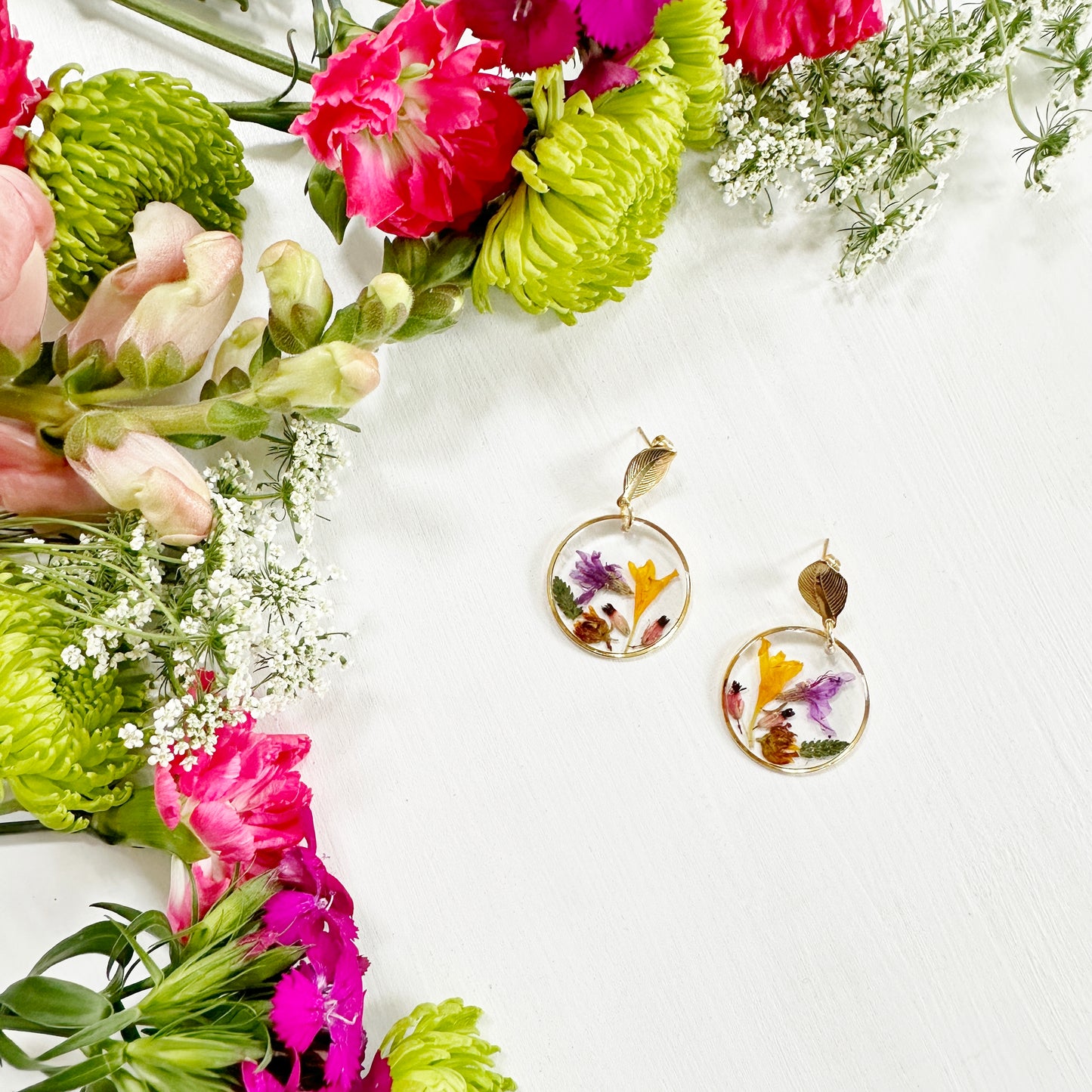 Mini Garden earrings with real pressed flowers