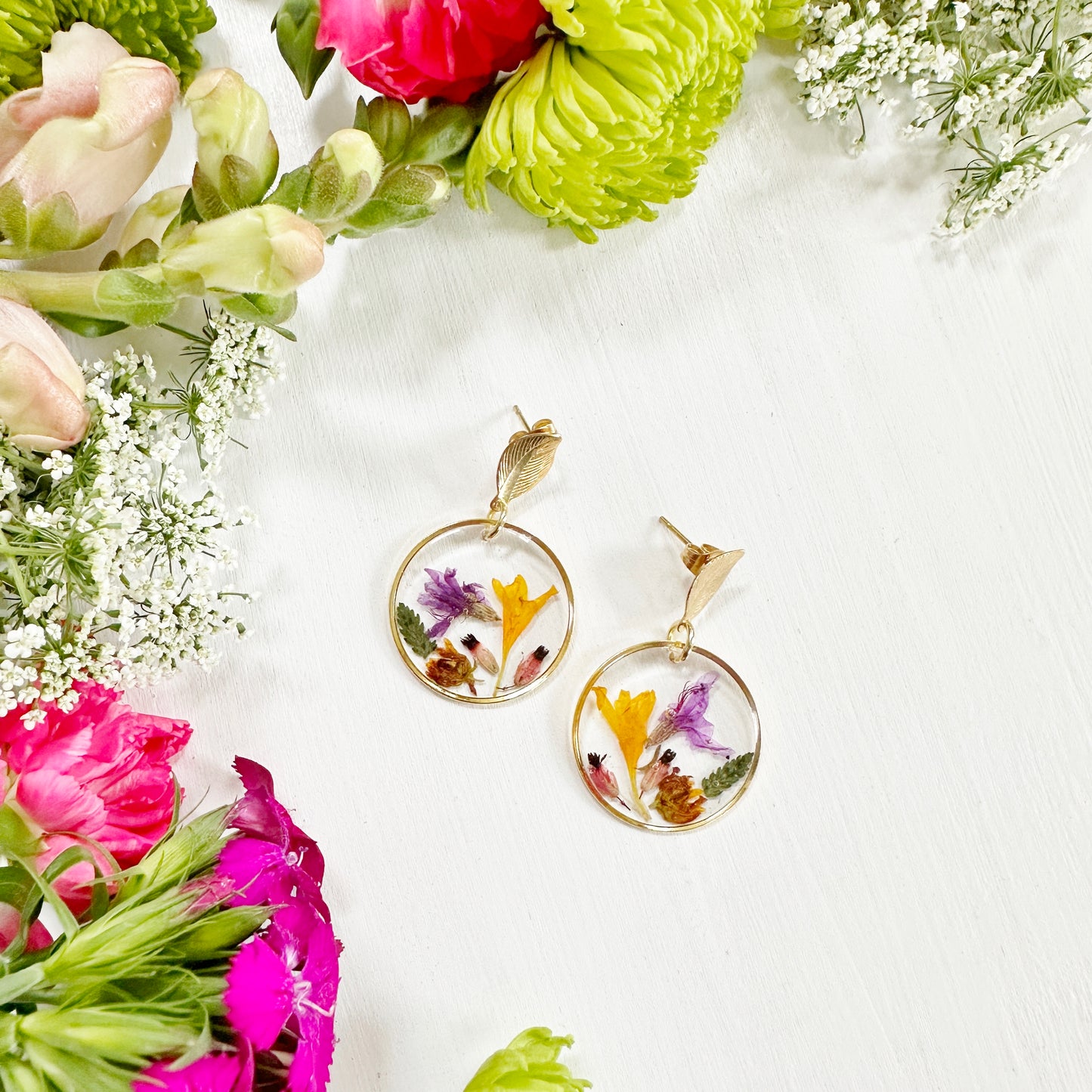 Mini Garden earrings with real pressed flowers